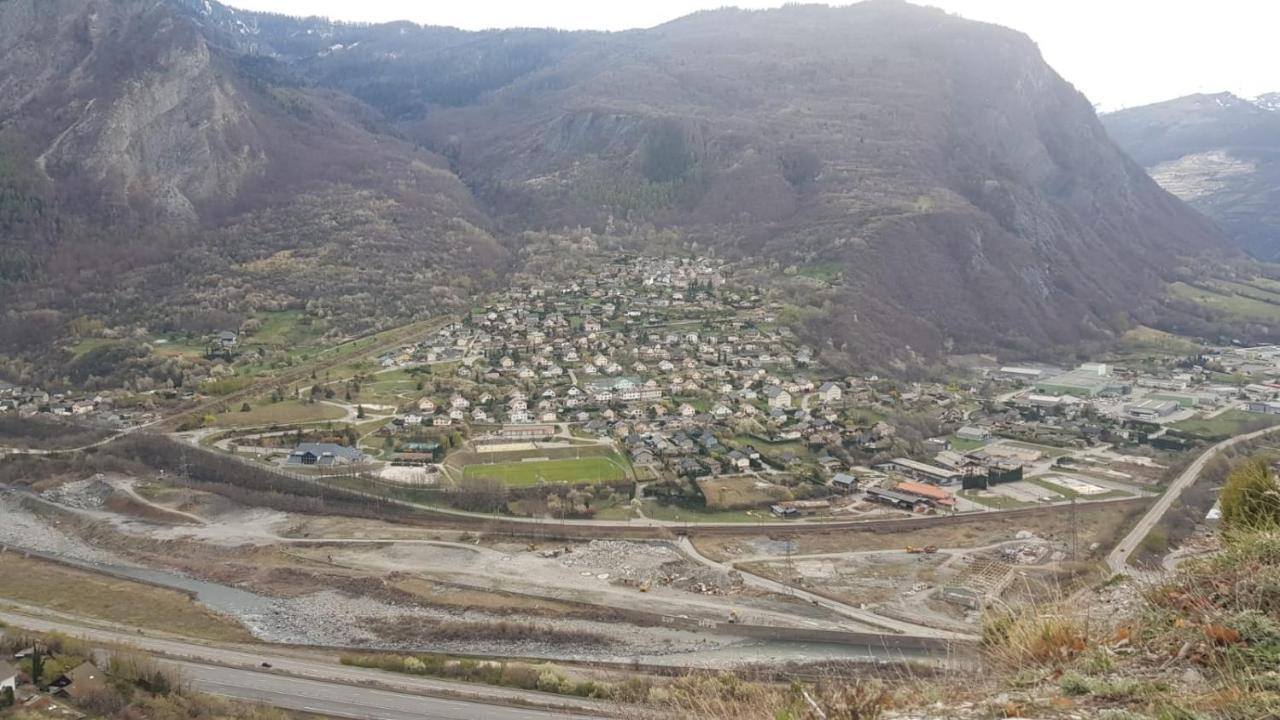 Appartement Neuf Dans Maison Villargondran Dış mekan fotoğraf